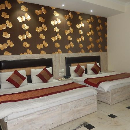 A New Delhi Hotel Orchid Garden エクステリア 写真