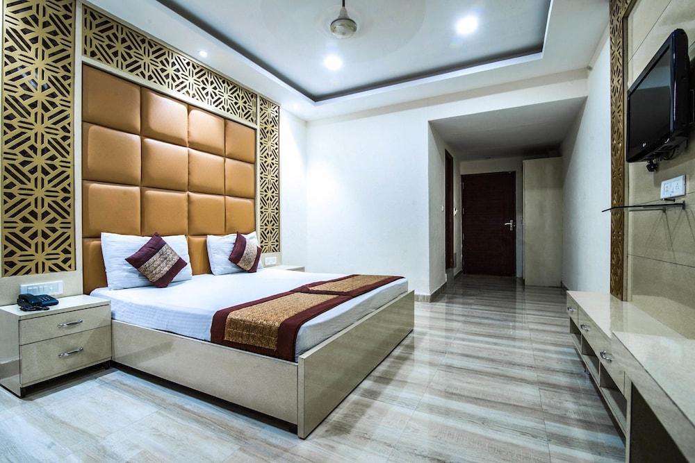 A New Delhi Hotel Orchid Garden エクステリア 写真