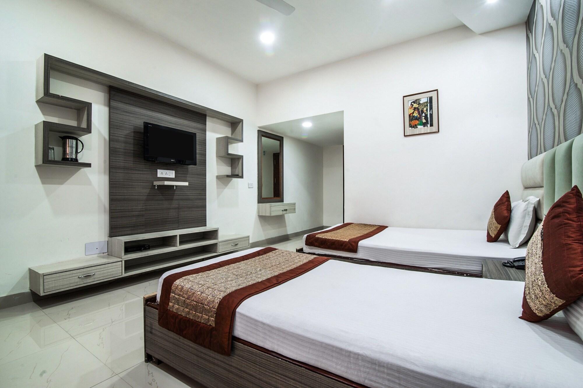 A New Delhi Hotel Orchid Garden エクステリア 写真