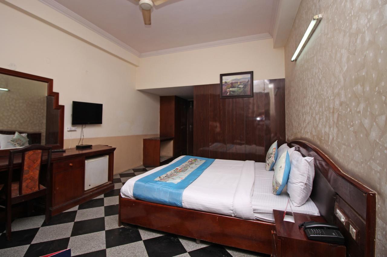 A New Delhi Hotel Orchid Garden エクステリア 写真